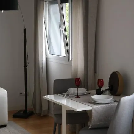 Apartment Cosy Flat - Parque Das Nacoes *