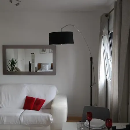 Cosy Flat - Parque Das Nacoes Apartment *