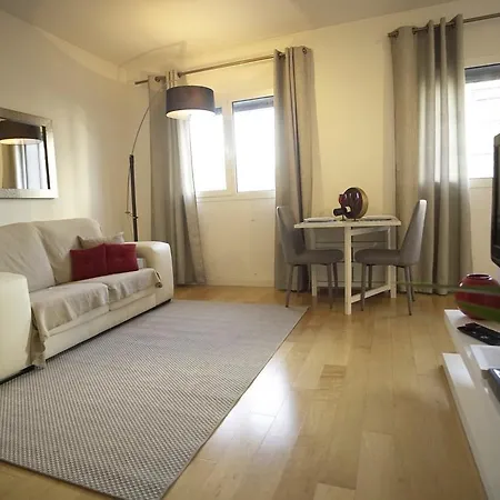 Cosy Flat - Parque Das Nacoes Apartment *